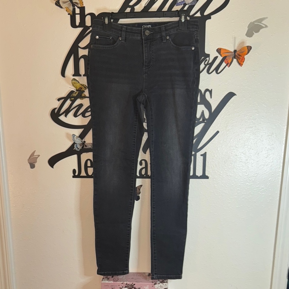 CHAPS
Madden Slim Leg
Women's Black Jeans